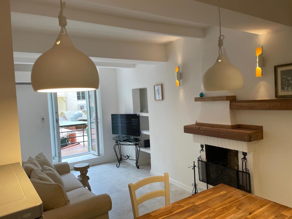 Summerhouse 2 Bed Quiet Old Nice Balcony100M Beach 외부 사진